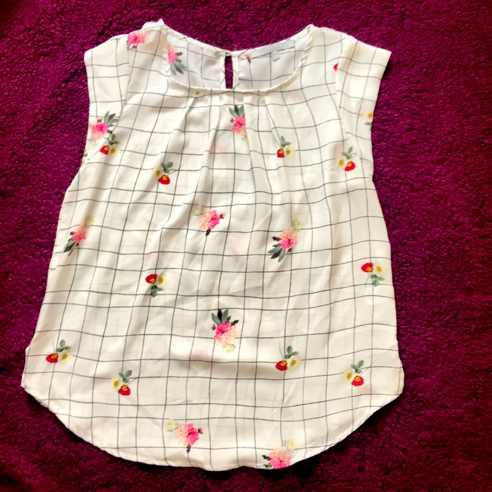 Shot sleeve blouse. Size Med